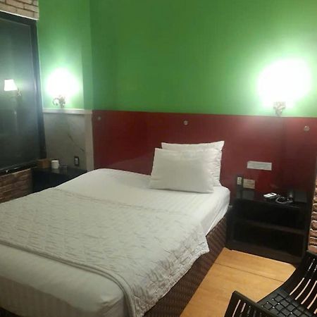 Gia Huyen Hotel 胡志明市 外观 照片